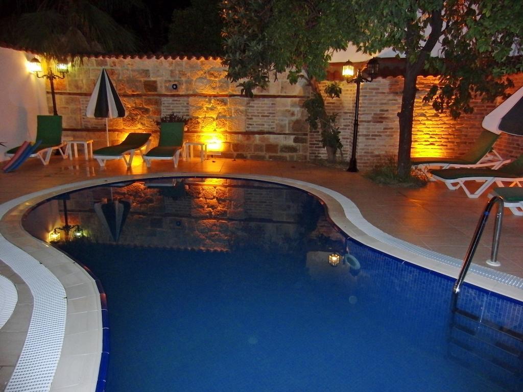 Kaleici Ozkavak Hotel Antalya Zewnętrze zdjęcie